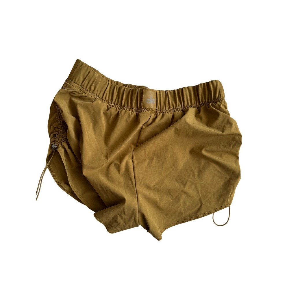 Alo Yoga Women's Gold Side Ruched Bungee Cinch It Up Shorts Size S